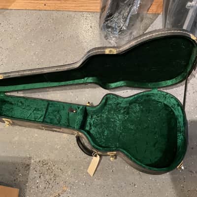 Superior hardcase Classical gyspy cutaway image 3