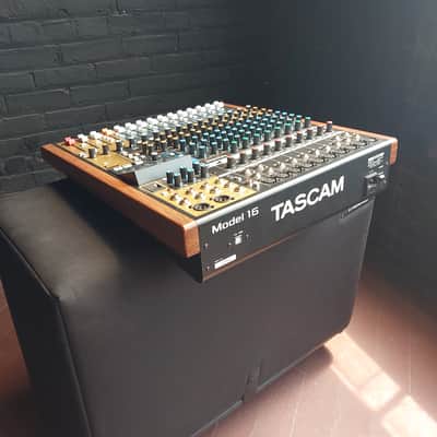 TASCAM Model 16 Multitrack Recorder / Mixer / Audio Interface 2019 - Present - Black with Wood Cheeks image 11