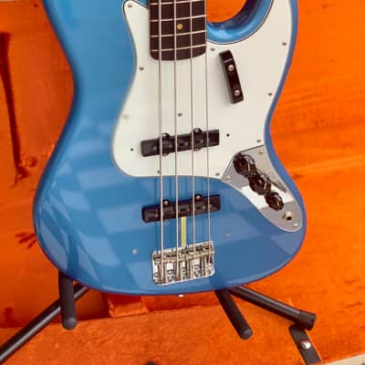 Fender American Vintage Jazz Bass 2013 - Lake Placid Blue image 4