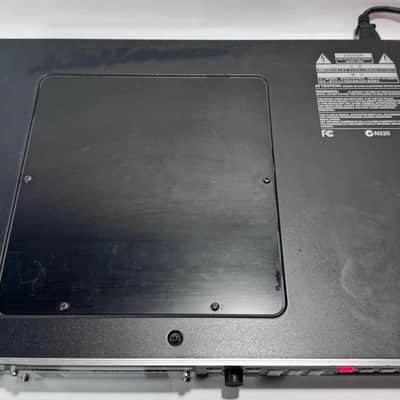 Roland Fantom-XR Rackmount Synthesizer Module 2004 - 2010 - Silver image 6
