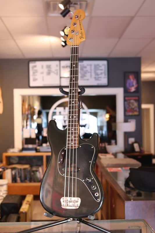 Fender Musicmaster Bass 1975 - 1981 - Black image 1