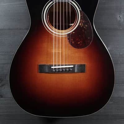 Eastman Guitars E1P-DLX-SB Parlor Size Acoustic w/ LR Baggs Pickup image 4