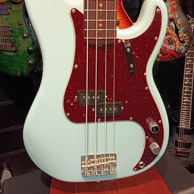 Fender American Vintage II '60 Precision Bass 2022 - Present - Daphne Blue image 3