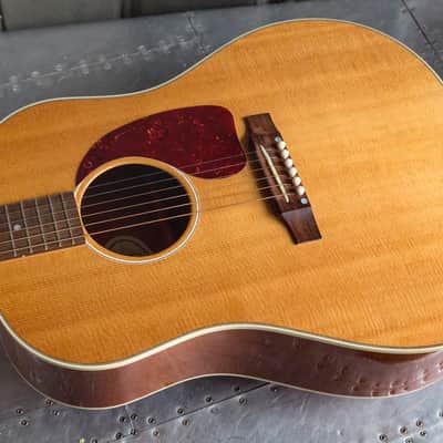 Gibson J-45 2012 Natural image 1