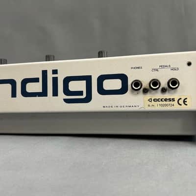 Access Virus Indigo 2 37-Key Digital Synthesizer 2002 - White image 12