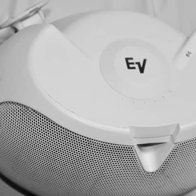 Electro-Voice EV EVID 6.2 EVID Series 300 Watt 2-Way Speakers Pair - White - Wall Mounted image 14