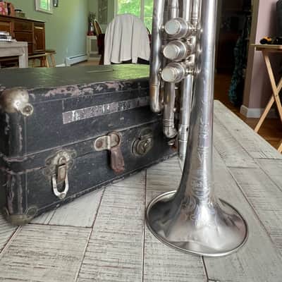 J.W. York & Sons “Professional” Cornet — circa 1908 — Silver Plate — Grand Rapids, MI — w/ Original Case, Lyre & Mouthpiece image 4