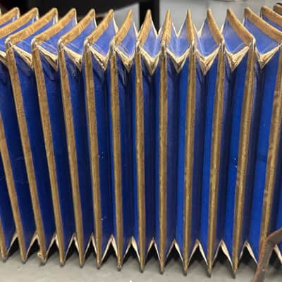 Hohner Imperial I Accordion (Used) image 9