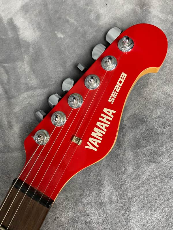 Yamaha SE203 エレキギター レッド Yamaha SE203 2000's | Reverb