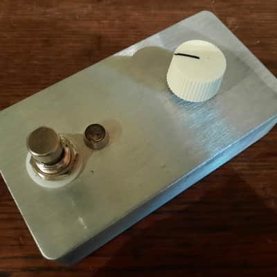 Handwired MXR Micro Amp Clone, one knob clean boost image 2