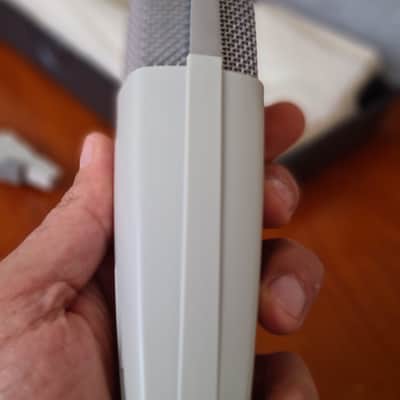 Sennheiser Sennheiser MD 421-2 – Vintage Classic Professional Microphone image 9