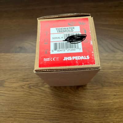 JHS Tidewater Tremolo V2 2020 - Present - Blue image 4