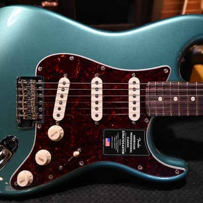 Fender American Classic Stratocaster - Faded Sherwood Green Metallic #1995 image 1