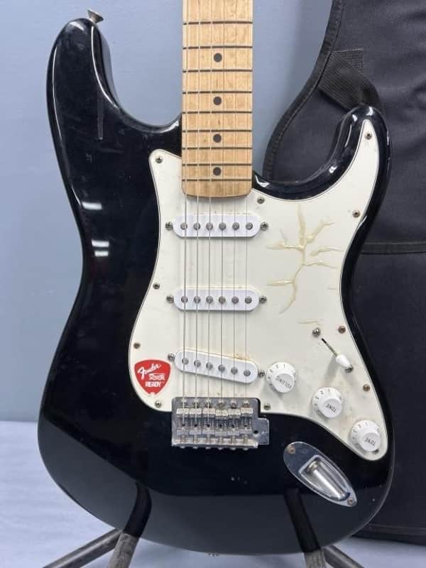 Vintage 1999 Black Fender Stratocaster Made in Mexico w/Gig Bag image 1