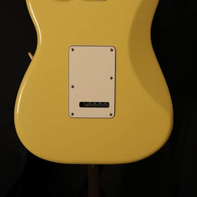Fender Player II Stratocaster HSS 2024 - Present - Hialeah Yellow image 6