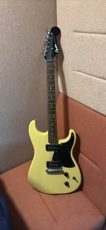 Squier Paranormal Strat-O-Sonic 2023 - Present - Vintage Blonde image 1