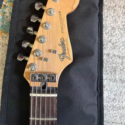 Fender Stratocaster Made in Japan 1980s - blue image 3