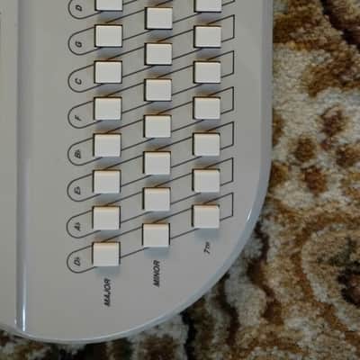 Suzuki Omnichord OM-100 Synthesizer w/ Case image 3