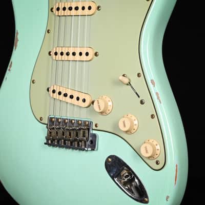 Fender Custom Shop Limited Edition 1960 Stratocaster w/ Painted Headcap, Relic- Aged Surf Green 2026 (CZ586597) image 11