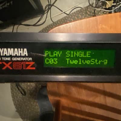 YAMAHA TX81Z FM RACKMOUNT SYNTH