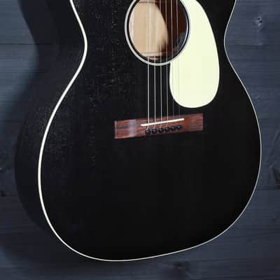Martin 000-17E Blacksmoke Mahogany / Spruce w/ Fishman Electronics image 15