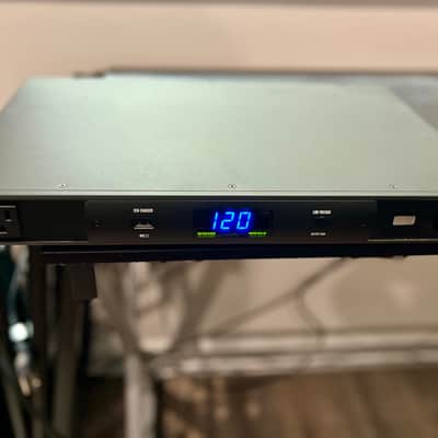 Furman P-1800 AR Prestige Series Voltage Regulator/Power Conditioner 2010s - Black image 1