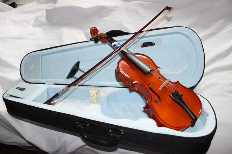 Unbranded No Name 1/4 Violin with bow 6-7 yo apr25 #10 1/4 2000-Present image 1