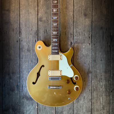 1970's Gibson Les Paul Signature model in Goldtop finish & Hard shell case image 2