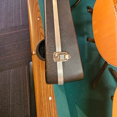 Martin C630 Case image 3