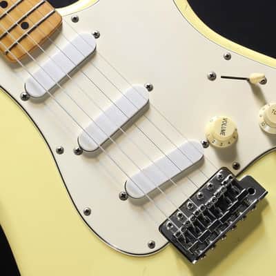 Fender Japan USED ​​ST72-53 (Olympic White) image 4