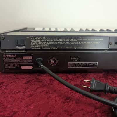 Yamaha DX9 Programmable Algorithm Synthesizer Synth 1983 - Black image 9