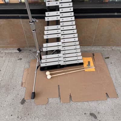 Pearl Glockenspiel Bell Kit Package with Stand, Original Bag, Practice Pad & Sticks – Used – Good Condition image 3