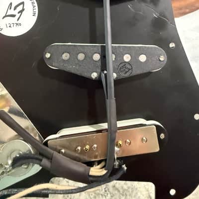 Lindy Fralin Loaded pick guard 2026  - Black image 2
