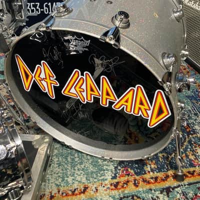 Rick Allen's 1999 Def Leppard Euphoria Tour DW / Hart Drum Set (#1). Autographed by the whole band. Authenticated! image 3