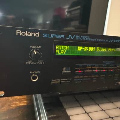Roland JV-1080 64-Voice Synthesizer Module 1994 - 2001 - Black