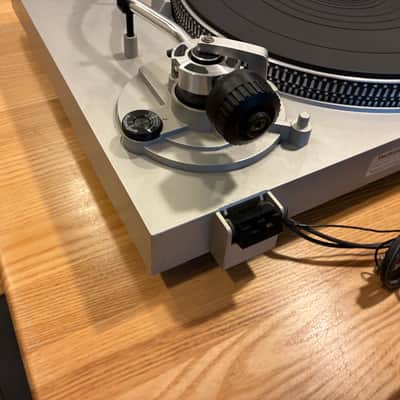 Technics SL-3200 1980s - Silver image 14