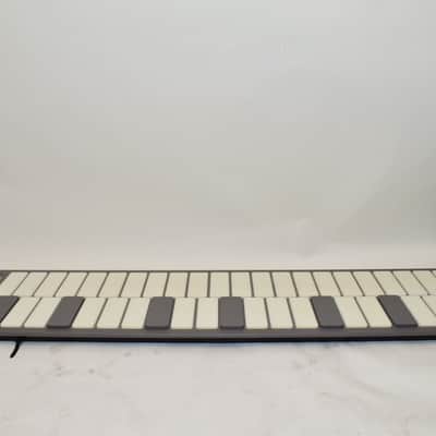 Pearl EM1 malletSTATION Adjustable Range Electronic Mallet Controller w/ Case - Previously Owned imagen 9