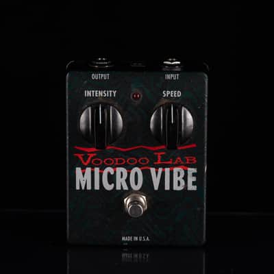 Used Voodoo Lab Microvibe Vibe Pedal With Box image 2