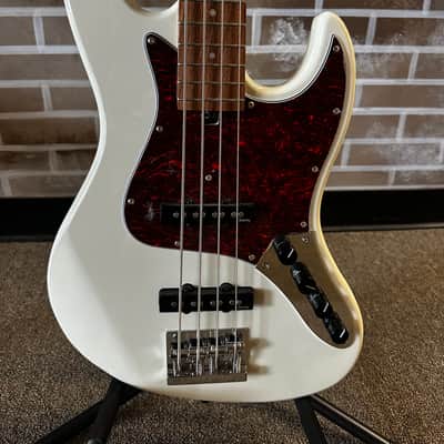 Sadowsky MetroExpress Vintage J/J Bass with Pau Ferro Fretboard 2023 - Present - Olympic White image 2
