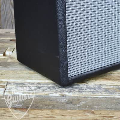 Pre-Owned Fender '65 Deluxe Reverb Reissue image 7