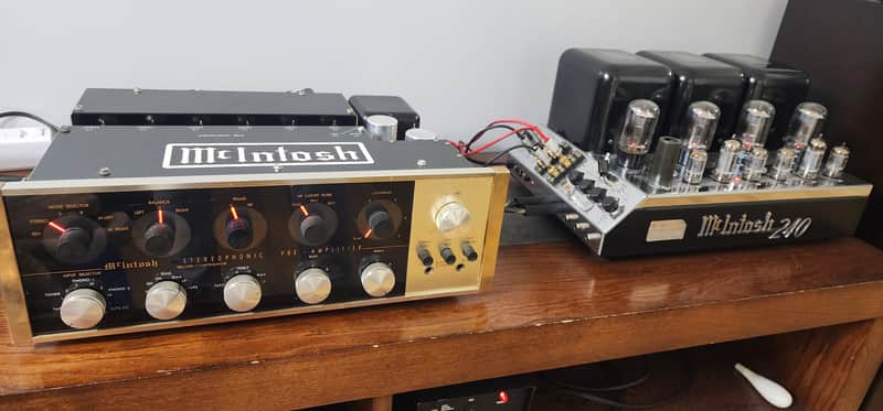 Mcintosh MC240 Tubes Amp/ C20 Tubes Preamp (FULLY SERVICED)