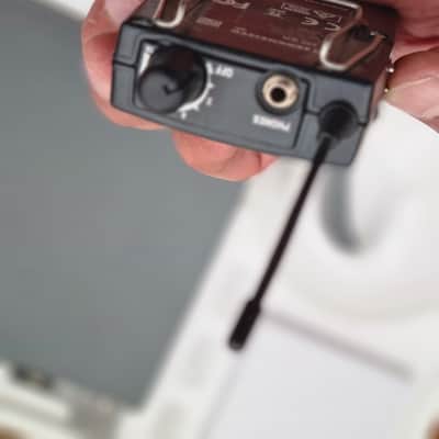 Sennheiser Sennheiser ew 300 IEM G3 Set SR 300 Stereo Transmitter + EK 300 Bodypack Live image 13