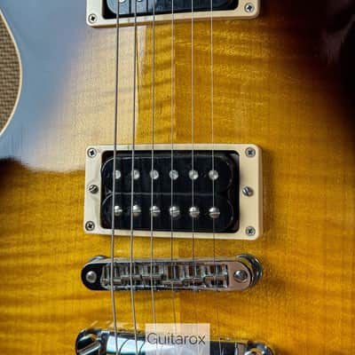 2013 Gibson Les Paul Standard Signature T Sunburst image 9