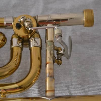 Trombón Bach Stradivarius Corporation 36 en buen estado. image 16