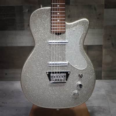 Silvertone Baritone 1373 - Heavy Silver Flake (1373HSF) image 3