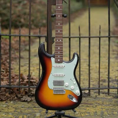 Fender Custom Shop 1965 Stratocaster HSS Journeyman - 3-Color Sunburst image 14