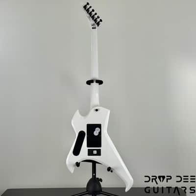 Jackson Pro Series Signature Rob Cavestany Death Angel Electric Guitar - Snow White image 12