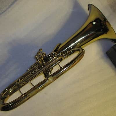 Conn 15I 3-Valve Baritone/Euphonium Brass with case, Good condition image 6