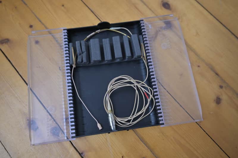 12 sets of DPA 4088-DC-A-F00-LH Cardioid Headset Microphones 2013 - Present - Beige image 1