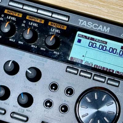 TASCAM DP-006 6-Track Digital Pocketstudio Recorder - w/16 GB SD Card image 10